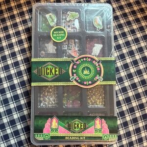 Universal Wicked Beading Kit in Green, Gold, Pink